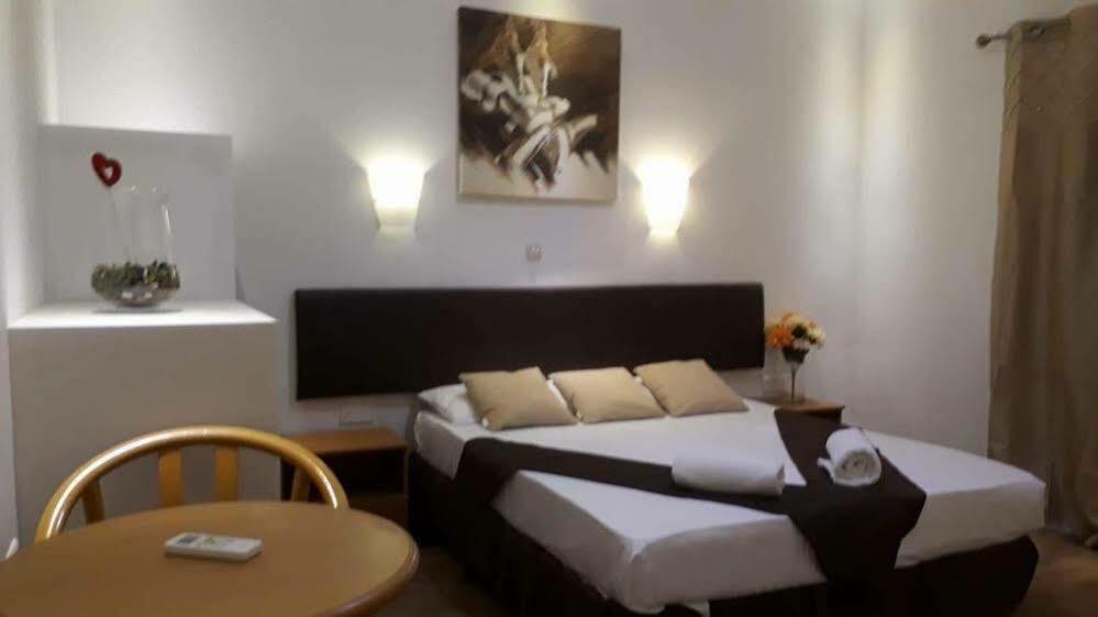Sunstone Boutique Guest House Buġibba Exterior foto